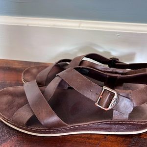 Chaco women’s wayfarer sandal size 10 otter color leather